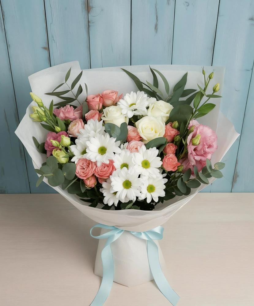 Букет цветов из: Розы, Лизиантусы и Хризантемы в Колчаново