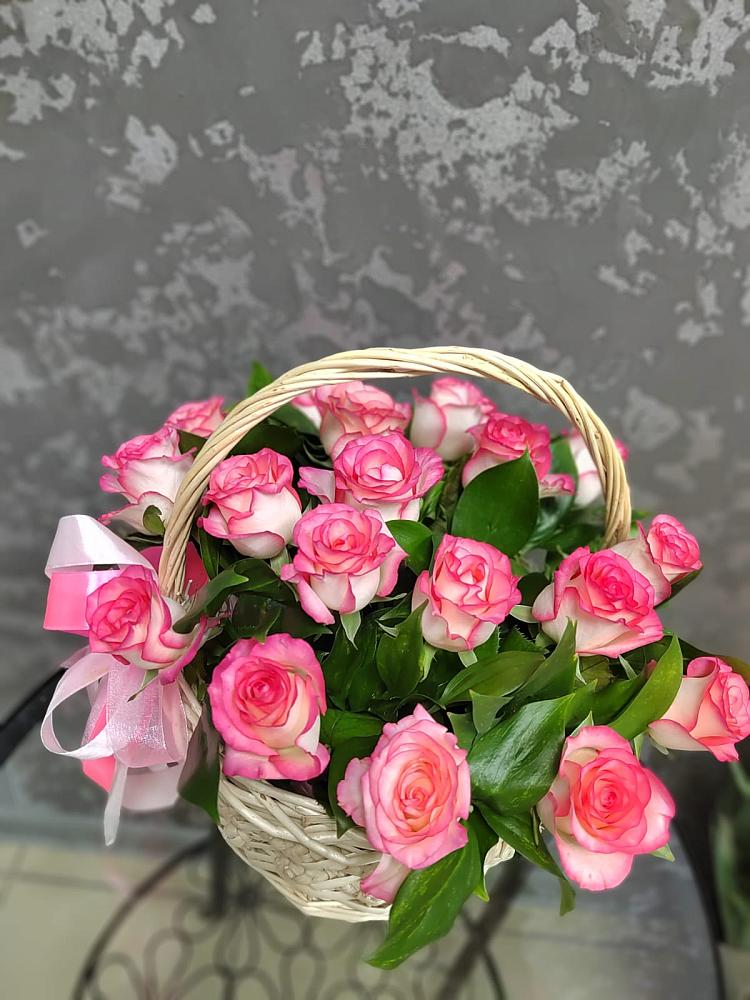 Цветочная композиция из Розы в корзине в Колчаново