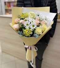 Букет цветов из:  Альстромерии, Розы и Хризантемы в Колчаново