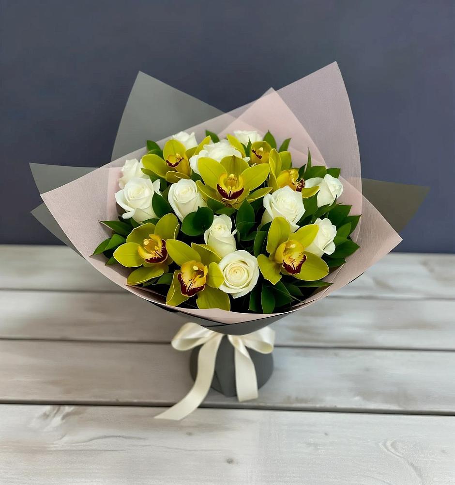 Букет цветов из: Орхидеи и Розы в Колчаново