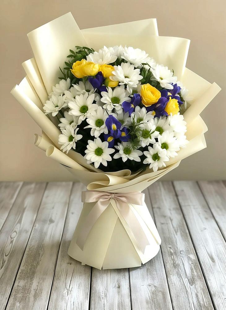 Букет цветов из: Ирисы, Хризантемы и Розы в Колчаново