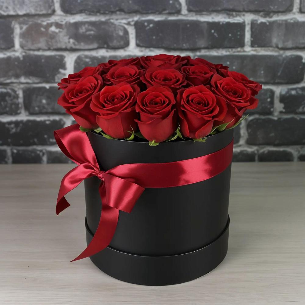 Цветочная композиция из Розы в шляпной коробке в Колчаново